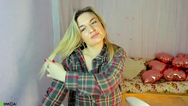 Marie Ellie online show from 03/04/26, 01:24