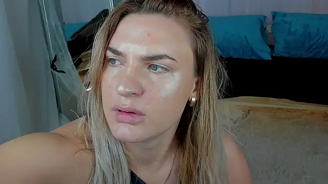 Marie Ellie online show from 11/13/25, 01:20