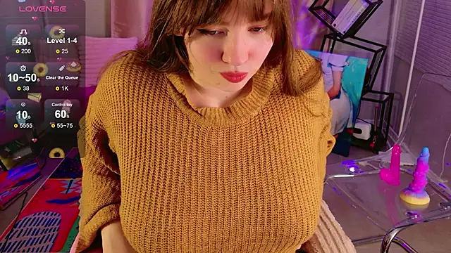 Moon  Bunny online show from 05/11/26, 02:45
