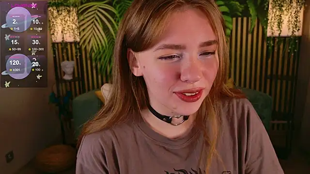 Moon  Bunny online show from 09/18/25, 03:26