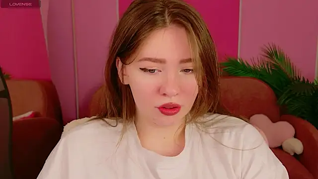 Moon  Bunny online show from 04/01/26, 03:20