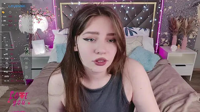 Moon  Bunny online show from 02/21/26, 01:46