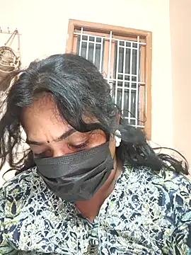 Snapshot of Tamil_Mithra chatting on 11/01/25, 05:07 Tamil Mithra online show from 11/01/25, 05:07