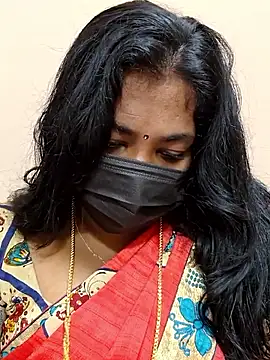 Snapshot of Tamil_Mithra chatting on 01/13/26, 07:01 Tamil Mithra online show from 01/13/26, 07:01