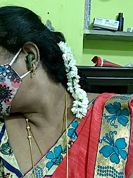Snapshot of Tamil_Mithra chatting on 06/22/26, 07:33 Tamil Mithra online show from 06/22/26, 07:33