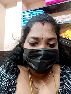 Snapshot of Tamil_Mithra chatting on 12/16/25, 03:38 Tamil Mithra online show from 12/16/25, 03:38