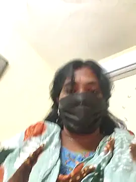 Snapshot of Tamil_Mithra chatting on 10/26/25, 04:18 Tamil Mithra online show from 10/26/25, 04:18