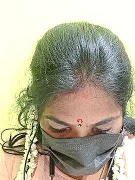 Snapshot of Tamil_Mithra chatting on 02/11/26, 07:36 Tamil Mithra online show from 02/11/26, 07:36