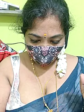 Snapshot of Tamil_Mithra chatting on 06/10/26, 06:42 Tamil Mithra online show from 06/10/26, 06:42