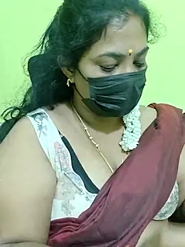 Snapshot of Tamil_Mithra chatting on 07/08/26, 10:38 Tamil Mithra online show from 07/08/26, 10:38