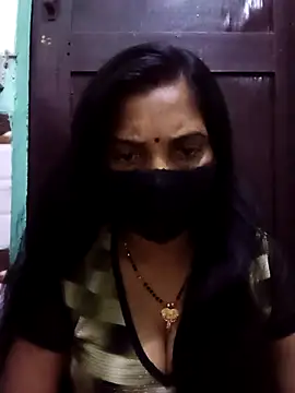 Payal-001 online show from 10/30/25, 12:47