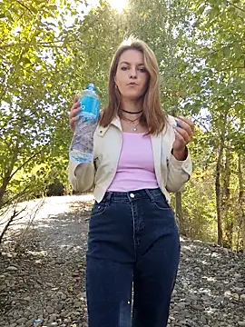 YOOUR EVAA online show from 09/15/25, 04:57