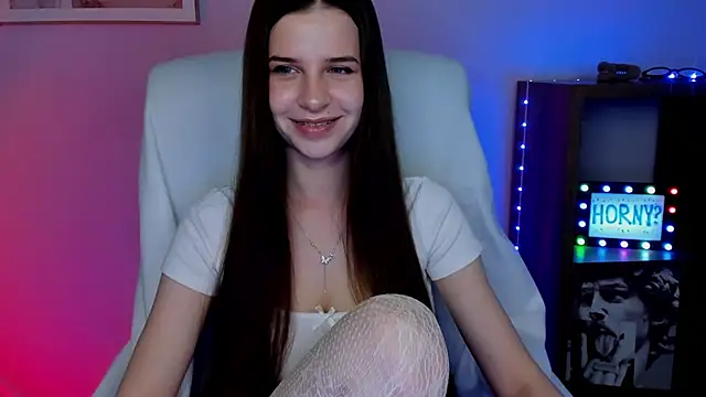 LuxMaya online show from 03/26/26, 07:50