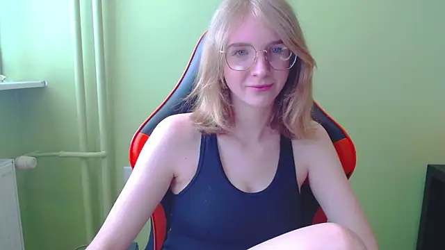 juicyPenny online show from 04/10/26, 06:53