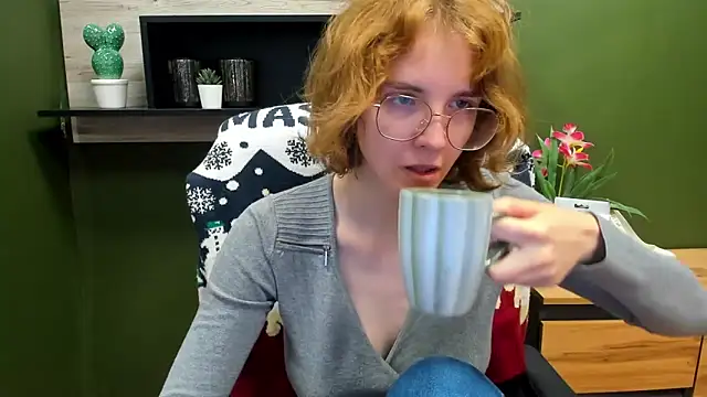 juicyPenny online show from 10/03/25, 06:15