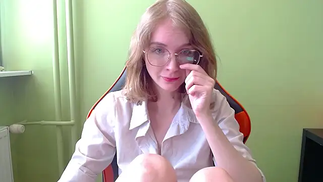 juicyPenny online show from 04/11/26, 06:21