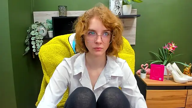 juicyPenny online show from 10/24/25, 06:23