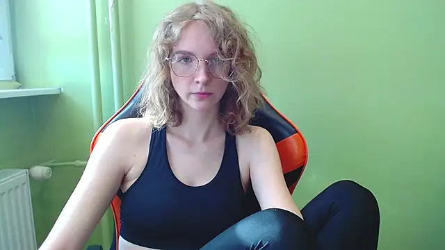 juicyPenny online show from 03/10/26, 07:23