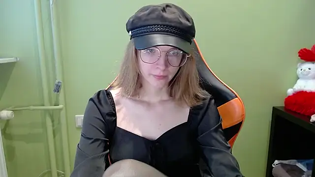 juicyPenny online show from 02/25/26, 07:30