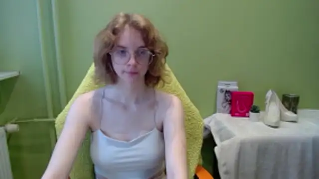 juicyPenny online show from 11/17/25, 07:45