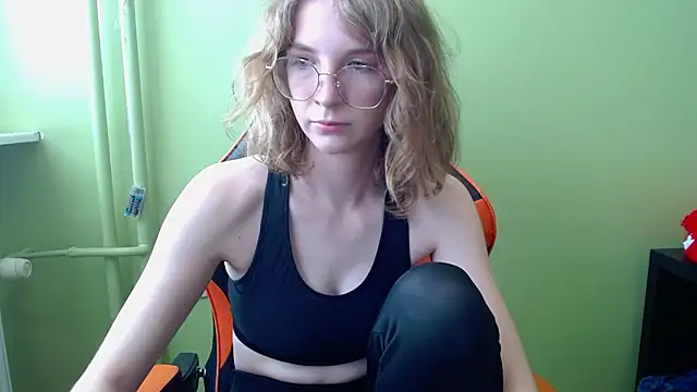 juicyPenny online show from 03/17/26, 07:11