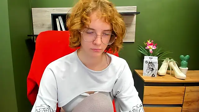 juicyPenny online show from 09/17/25, 06:26