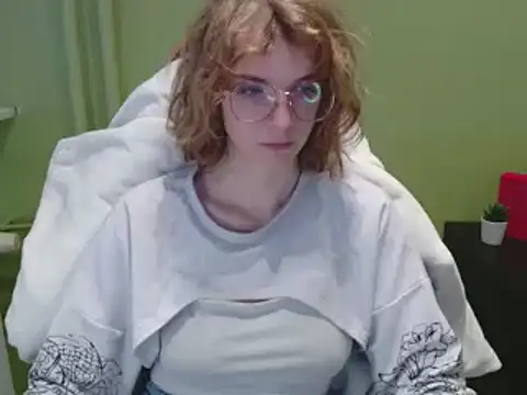 juicyPenny online show from 12/04/25, 07:29