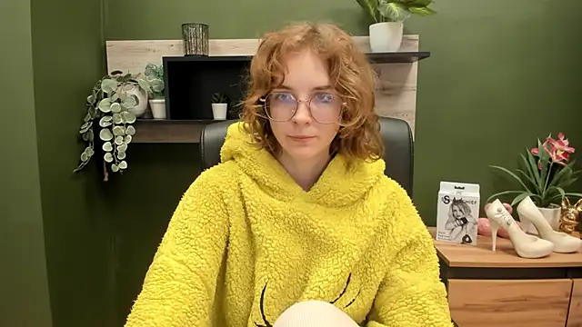 juicyPenny online show from 10/21/25, 06:24