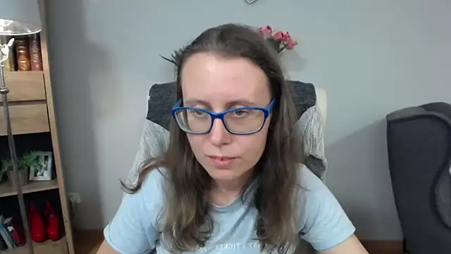 Snapshot of sweetxLizzy chatting on 05/06/26, 04:38 sweetxLizzy online show from 05/06/26, 04:38