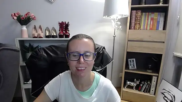 sweetxLizzy online show from 09/09/25, 04:44