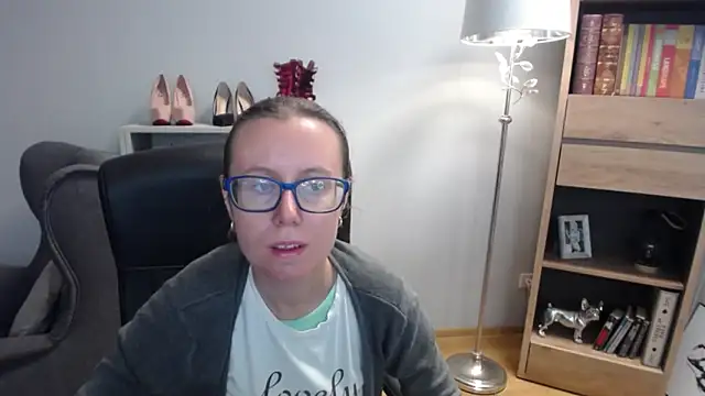 sweetxLizzy online show from 09/17/25, 04:25