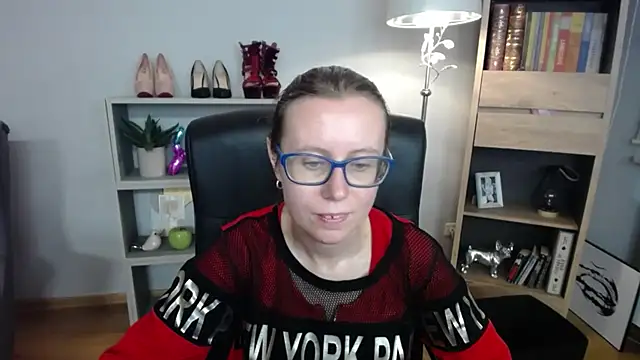 sweetxLizzy online show from 11/03/25, 05:23