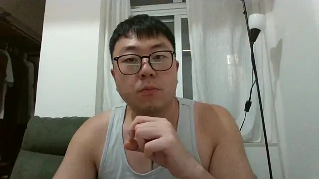 Snapshot of KaylanBMB chatting on 06/03/26, 11:53 KaylanBMB online show from 06/03/26, 11:53