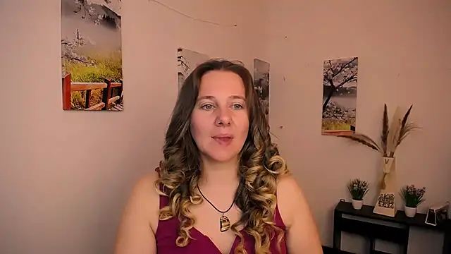 Darklure  online show from 09/09/25, 08:51
