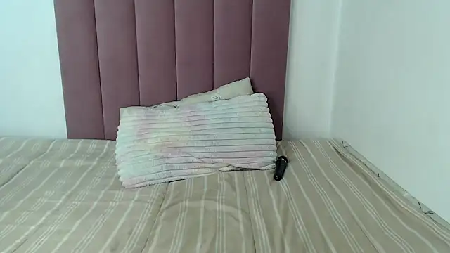 Snapshot of Abby_108 chatting on 10/05/25, 11:12 Abby 108 online show from 10/05/25, 11:12