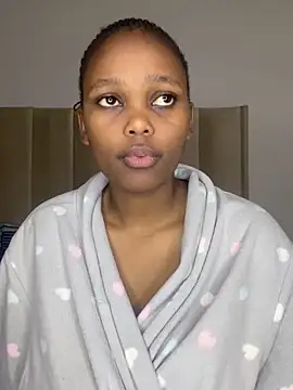 Snapshot of Abby_108 chatting on 11/25/25, 10:21 Abby 108 online show from 11/25/25, 10:21