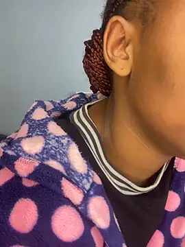 Snapshot of Abby_108 chatting on 11/29/25, 09:37 Abby 108 online show from 11/29/25, 09:37