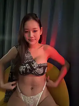 cherrycuteasian online show from 04/12/26, 12:47