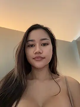 Snapshot of cherrycuteasian chatting on 06/25/26, 07:13 cherrycuteasian online show from 06/25/26, 07:13