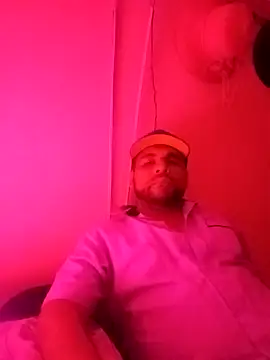 Snapshot of RandalHot chatting on 11/25/25, 03:29 RandalHot online show from 11/25/25, 03:29