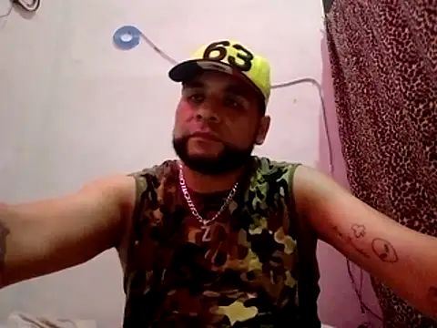 Snapshot of RandalHot chatting on 07/21/26, 04:14 RandalHot online show from 07/21/26, 04:14
