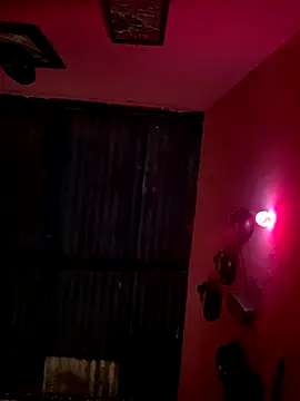 Snapshot of RandalHot chatting on 10/27/25, 11:16 RandalHot online show from 10/27/25, 11:16