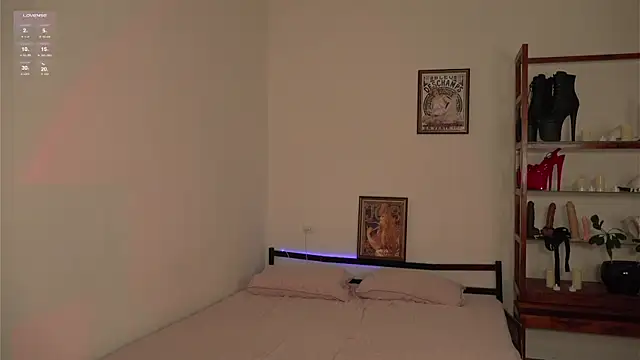 Olivia Faye online show from 10/23/25, 06:39