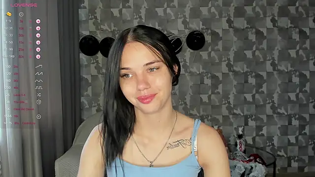 Kseni a online show from 10/28/25, 08:46