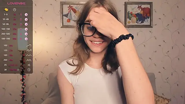 JoanBaggott online show from 10/31/25, 08:05