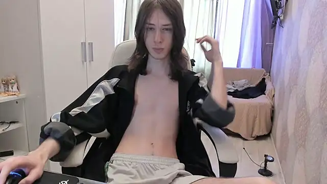 eleganc3 online show from 04/14/26, 08:08