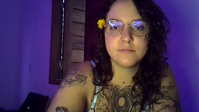 Blue Liz online show from 11/22/25, 08:51