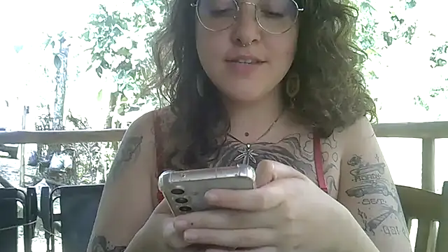 Blue Liz online show from 01/12/26, 04:03