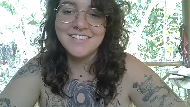 Blue Liz online show from 12/15/25, 02:34