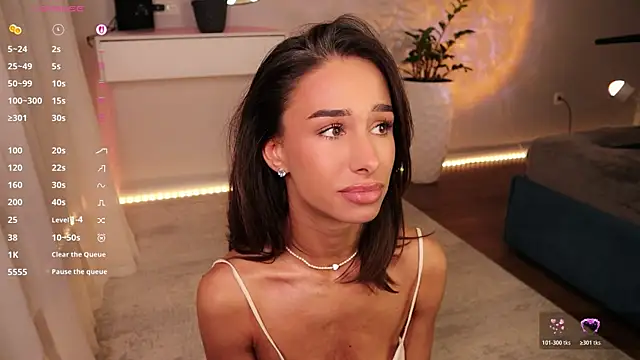 Katherinepinke online show from 04/15/26, 07:58